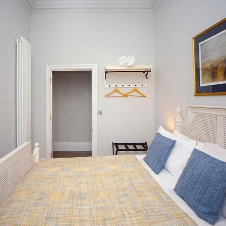 Stylish City Centre Apartment - Bath Exterior foto