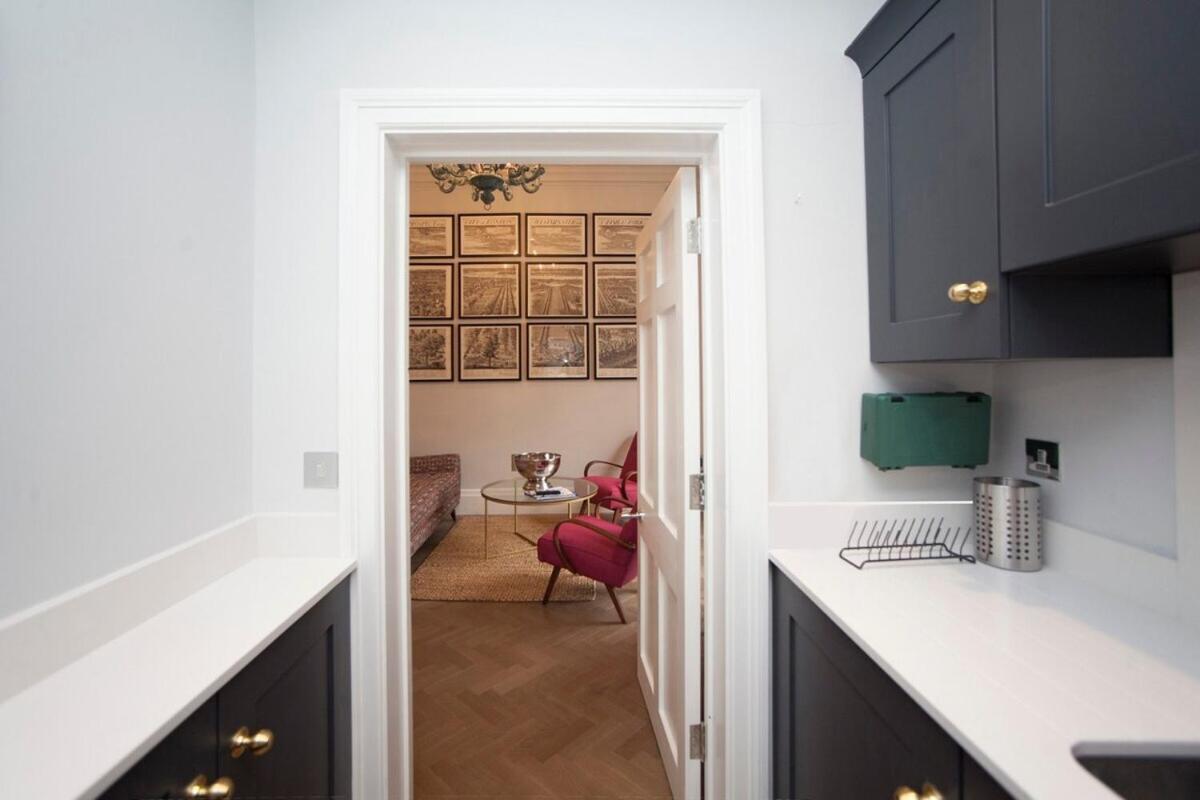 Stylish City Centre Apartment - Bath Exterior foto