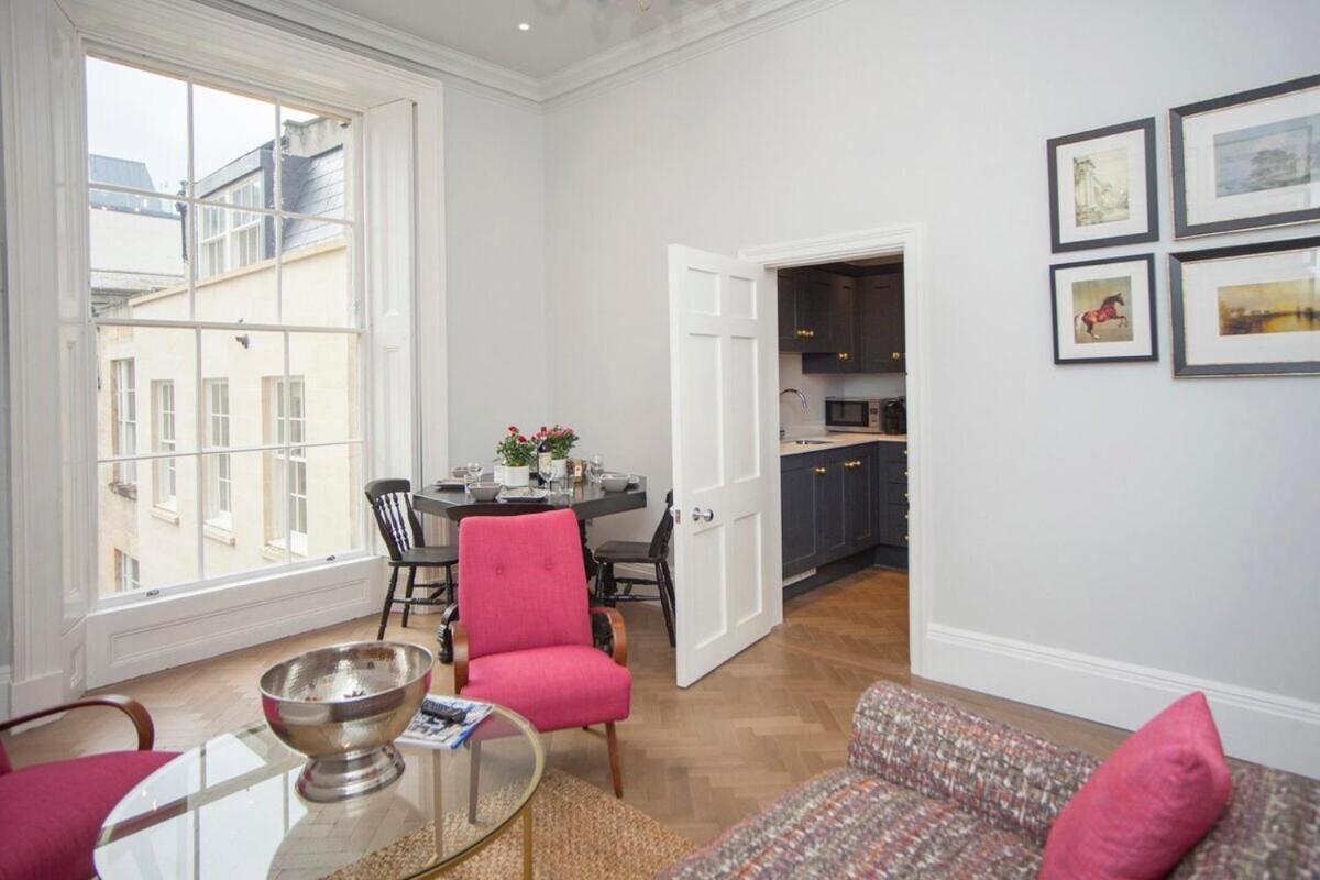 Stylish City Centre Apartment - Bath Exterior foto