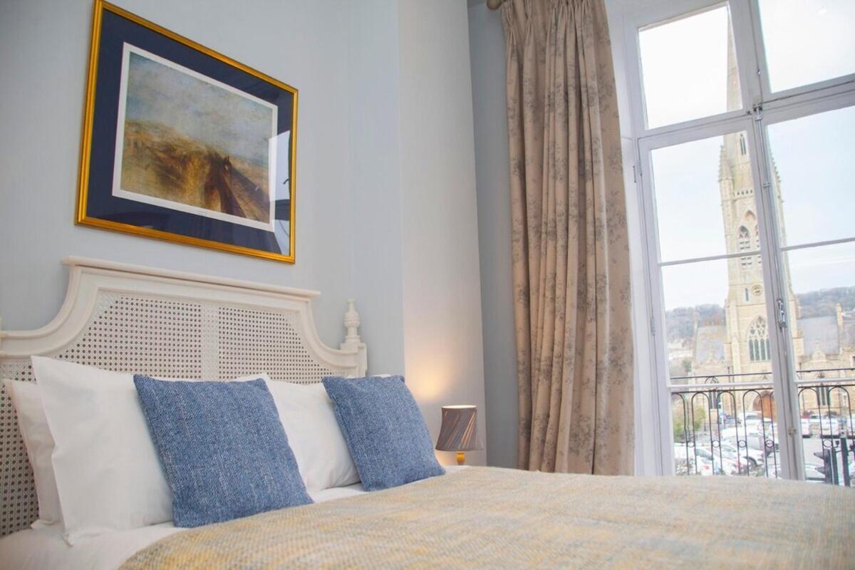 Stylish City Centre Apartment - Bath Exterior foto
