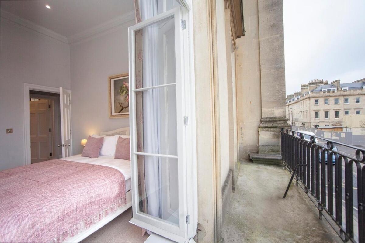 Stylish City Centre Apartment - Bath Exterior foto